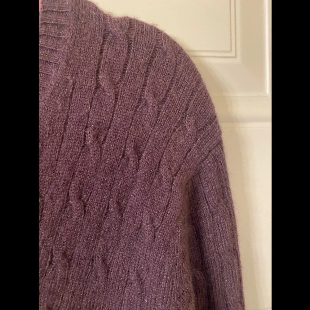 100% Cashmere Cable Knit V Neck Sweater Small Muted Purple Pullover Soft Cozy